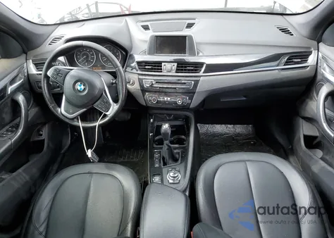 2016 BMW X1 xDrive28I z USA, uszkodzony, nr VIN WBXHT3C31GP881961